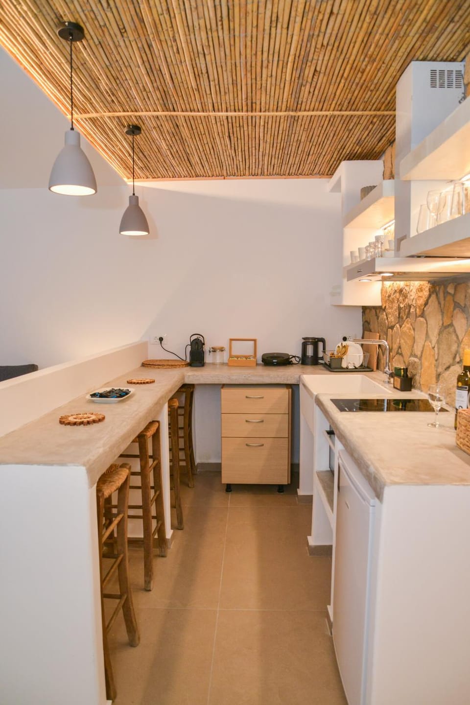 Kitchen or kitchenette