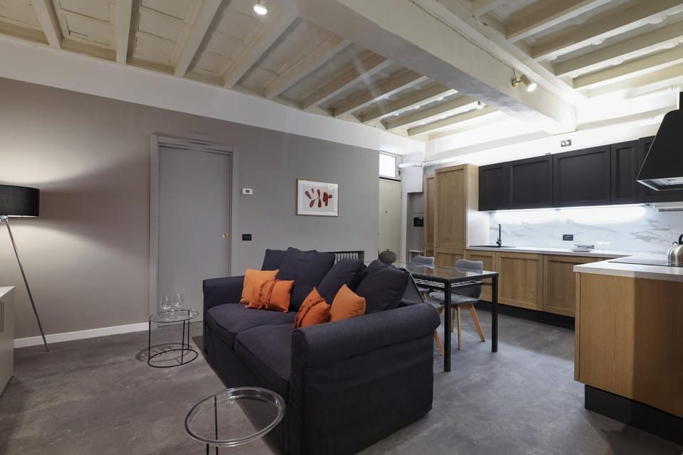 Kitchen or kitchenette, Living room, Seating area