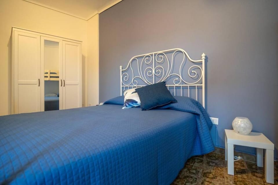 Bed, wardrobe, air conditioner