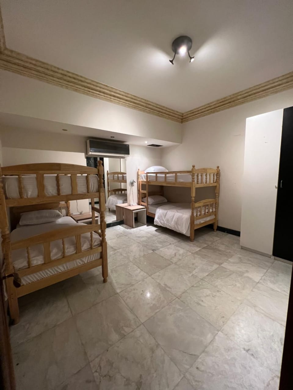 Bed, Photo of the whole room, Bedroom, bunk bed, towels