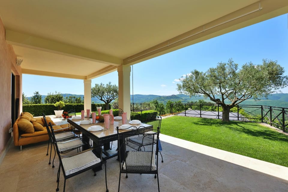 Balcony/Terrace, Garden view