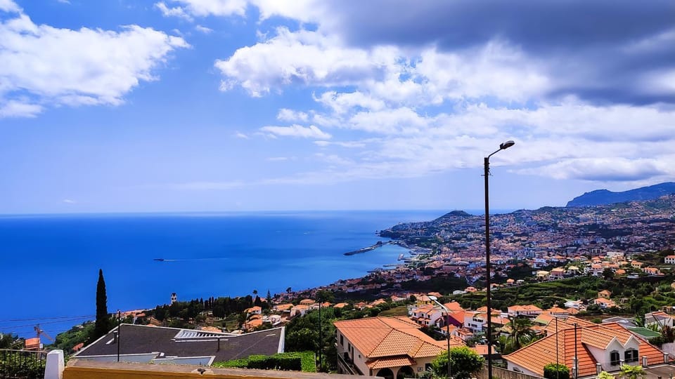 Casa Gina, with views to Funchal Bay House in Madeira District