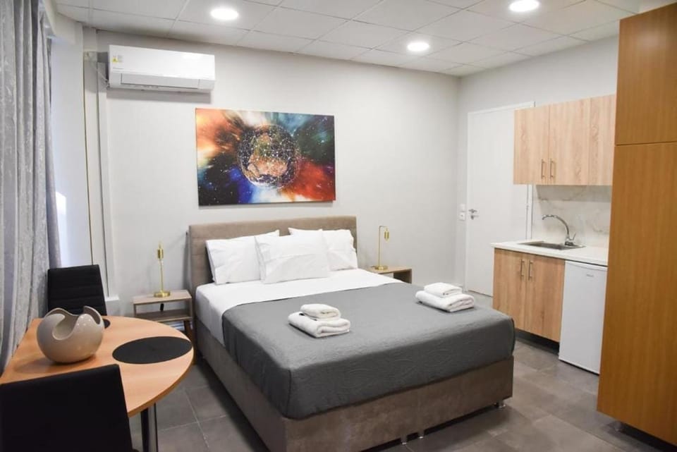 Athens Zeus A by Super Host Hub Apartment in Athens