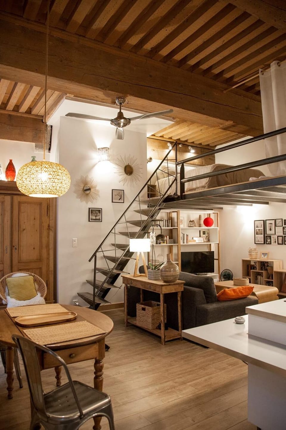 Authentic Loft with Mezzanine & Exposed Stones Heart of Lyon Apartment in Lyon
