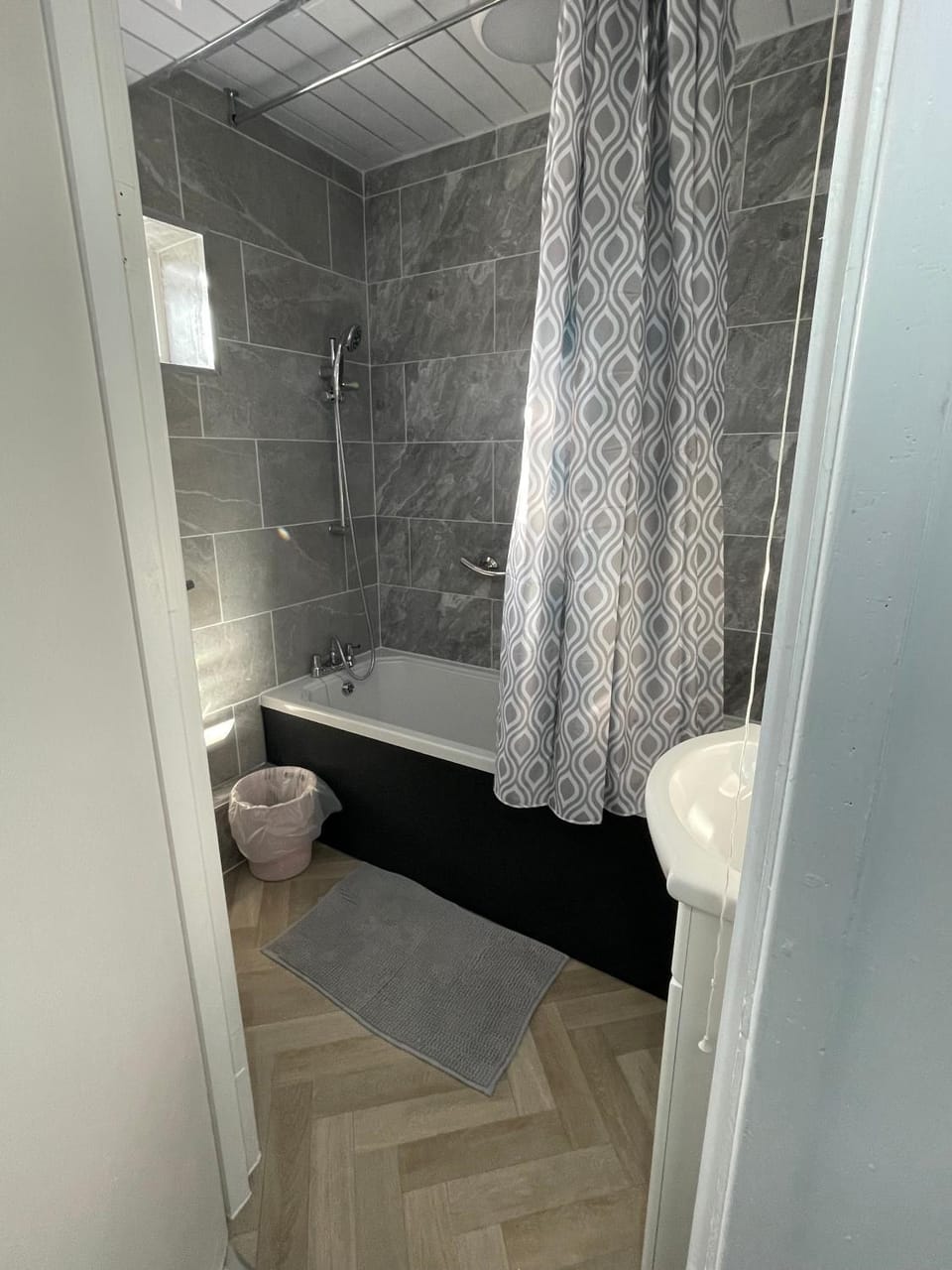 Toilet, Bathroom, Bath