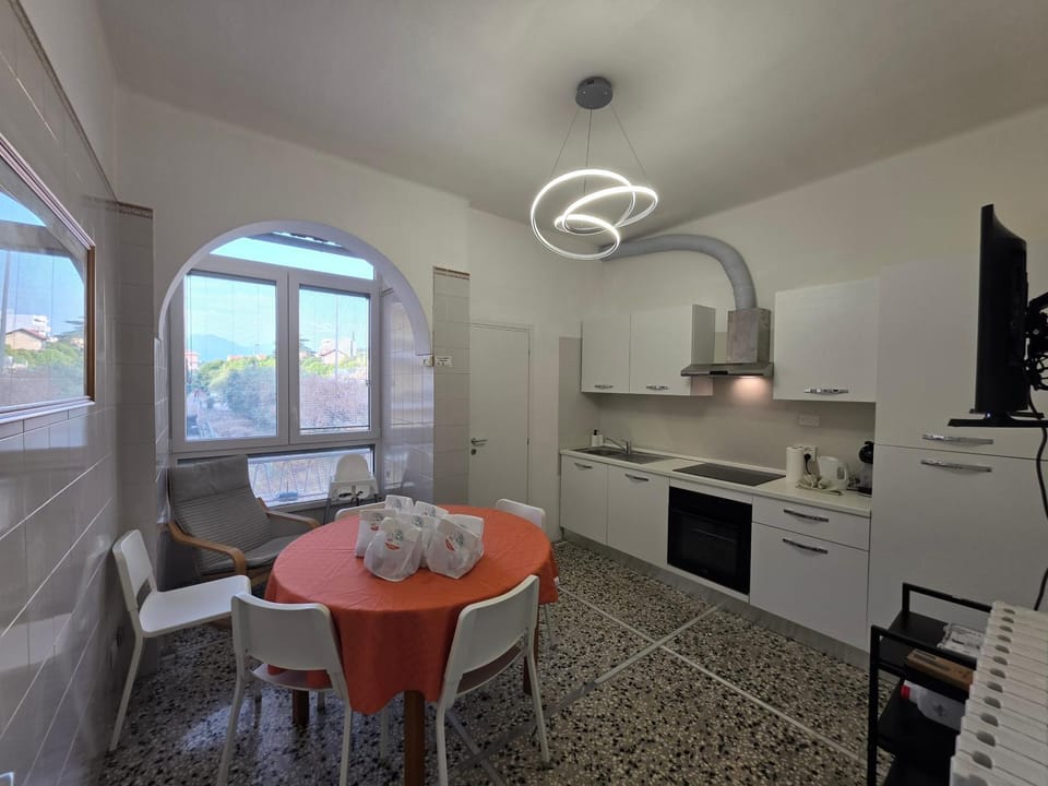 Glicine - By Turent Apartment in Pietra Ligure