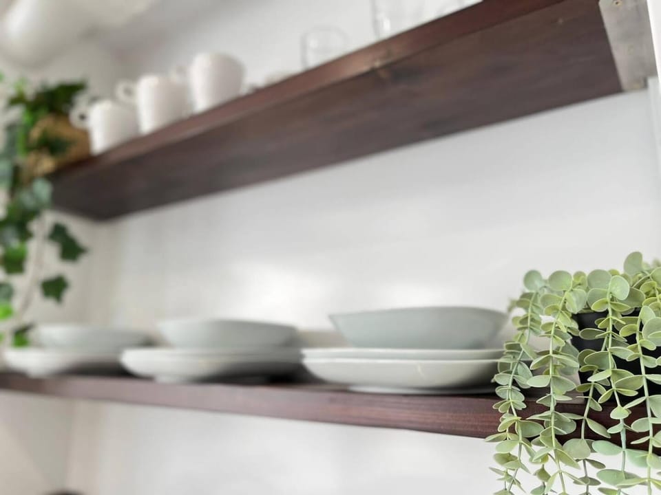 Kitchen or kitchenette, Kitchen or kitchenette