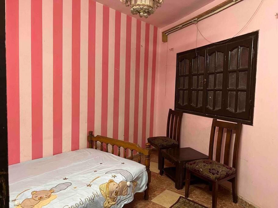 شقه ١٨٠ متر علي الرئيسي في شارع محمد فتحي Apartment in Egypt