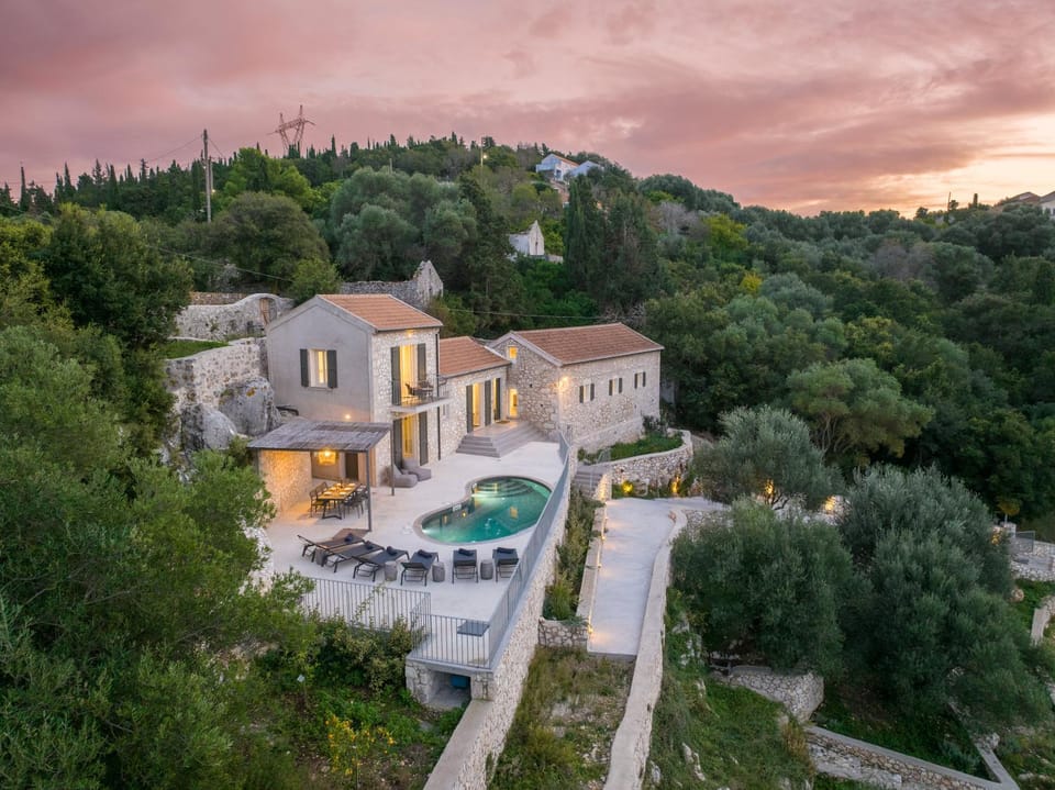 Property building, Bird's eye view