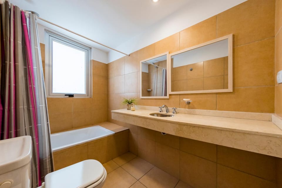 Bathroom, Bath