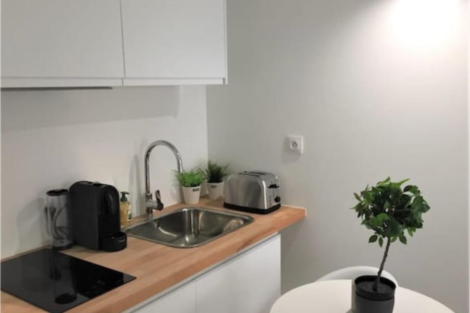 Studio Duquesne - Parc Tête d'Or-Metro Fochoch Apartment in Lyon