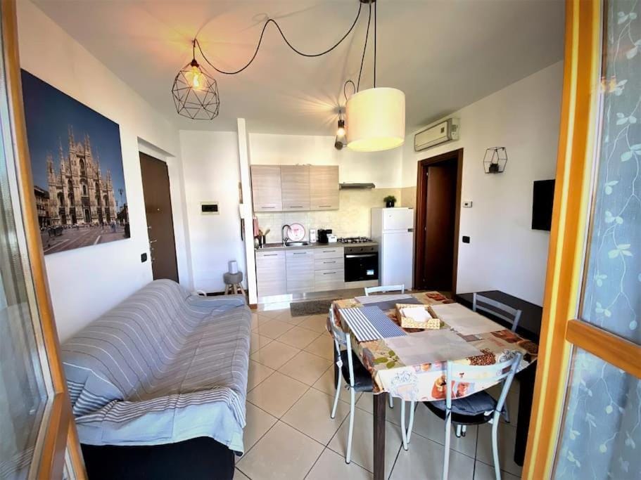 Bilocale via Visconti Apartment in Lombardy