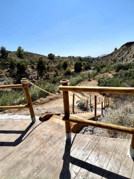 Balcony/Terrace, Hiking, Mountain view