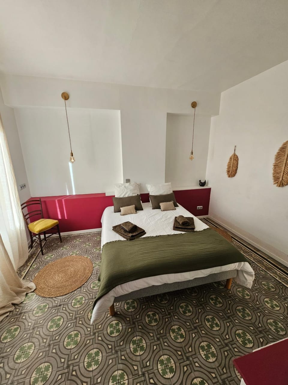 Maison de maître dans le village, bord de mer House in Occitanie