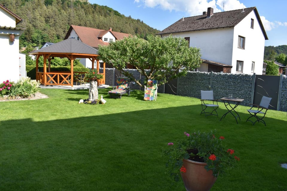 Garden, Garden view