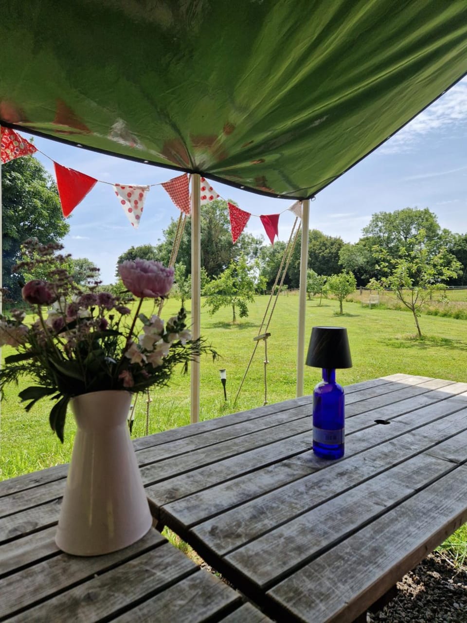 The Delkin Shepherds Huts Castle Combe Luxury tent in England