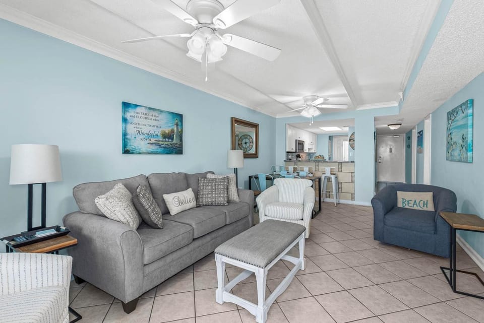 Castaways 1B condo Apartment in Gulf Shores