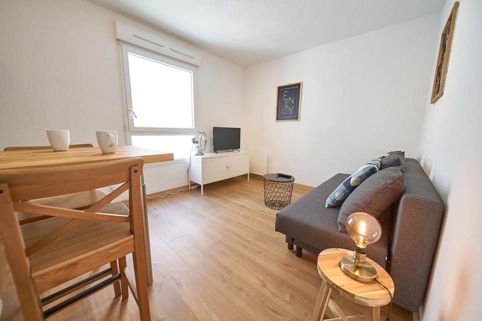 Convenient and central studio Close to the metro and amenities Apartment in Villeurbanne