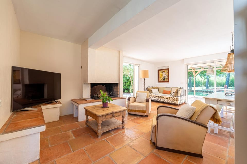 TV and multimedia, Living room