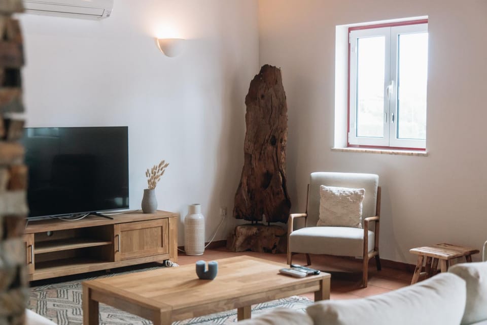 Casa Nook Arrifana Bed and Breakfast in Faro District