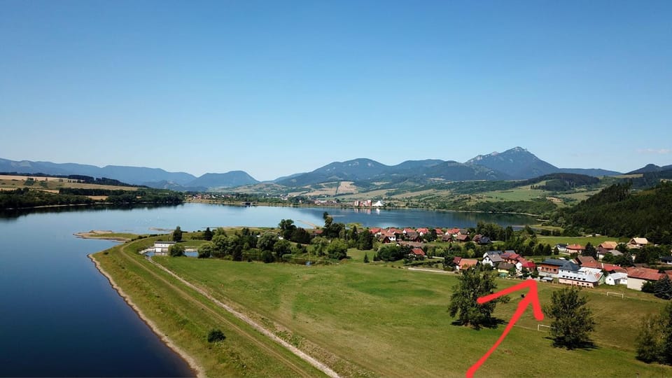 Off site, Bird's eye view