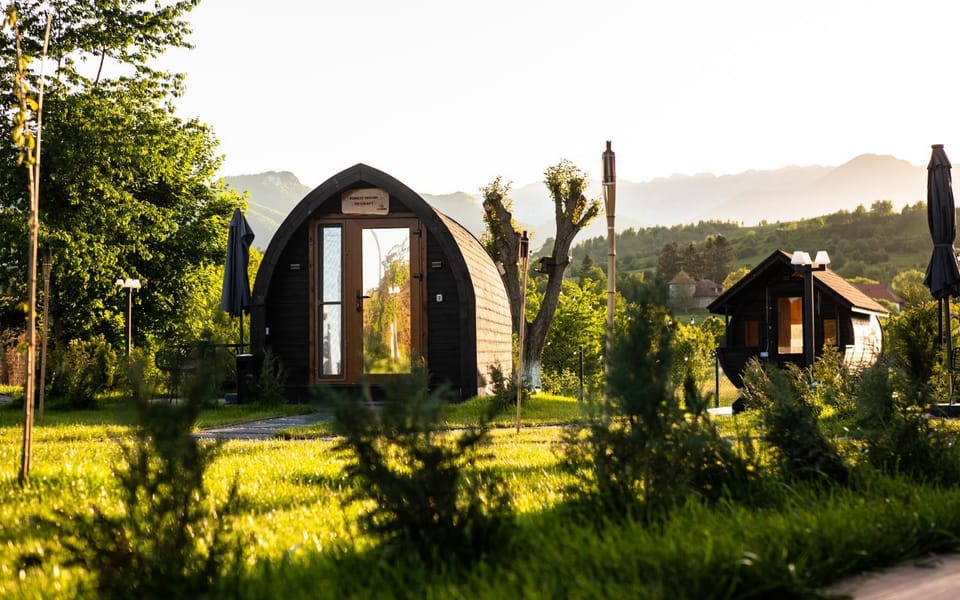 Glamp In Style Pods Resort House in Brașov County