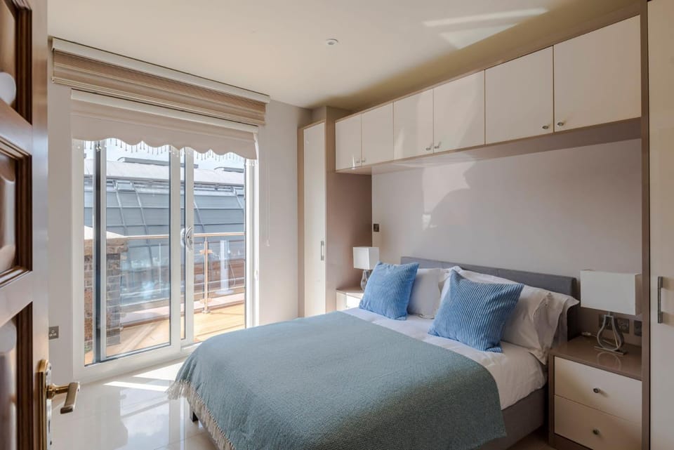 The Eyre Suite Penthouse - Farringdon - by Frankie Apartment in London Borough of Islington