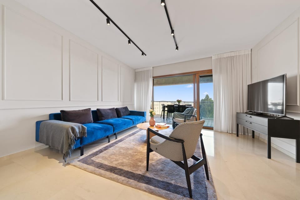 King David Residence Jerusalem Pool Gym Apartment in Jerusalem
