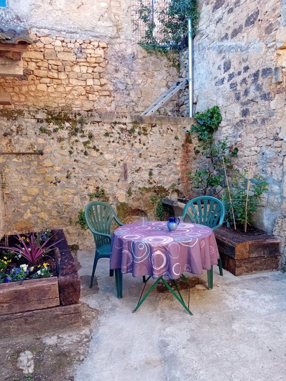 Maison de la Ruelle dans la Bastide de Domme Périgord Vallée de la Dordogne House in Occitanie