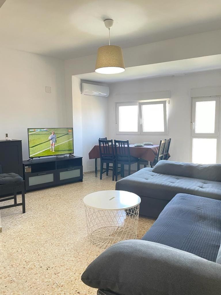 UIM Mediterraneo Emilio Llopis Wifi Apartment in Valencian Community