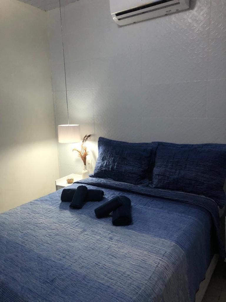 Bed, Photo of the whole room, Bedroom, towels, air conditioner