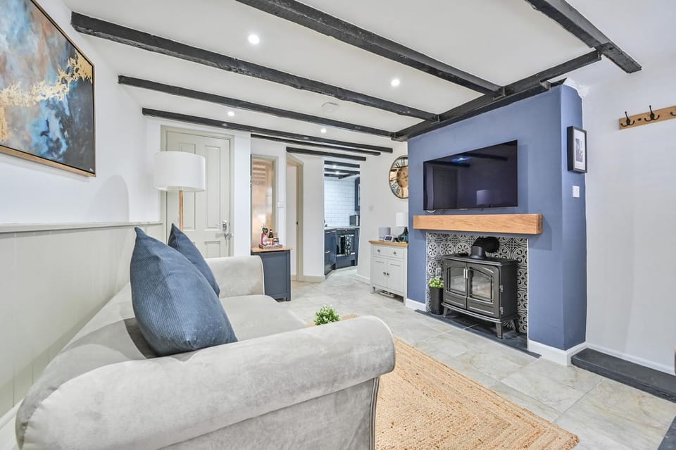 TV and multimedia, flat iron