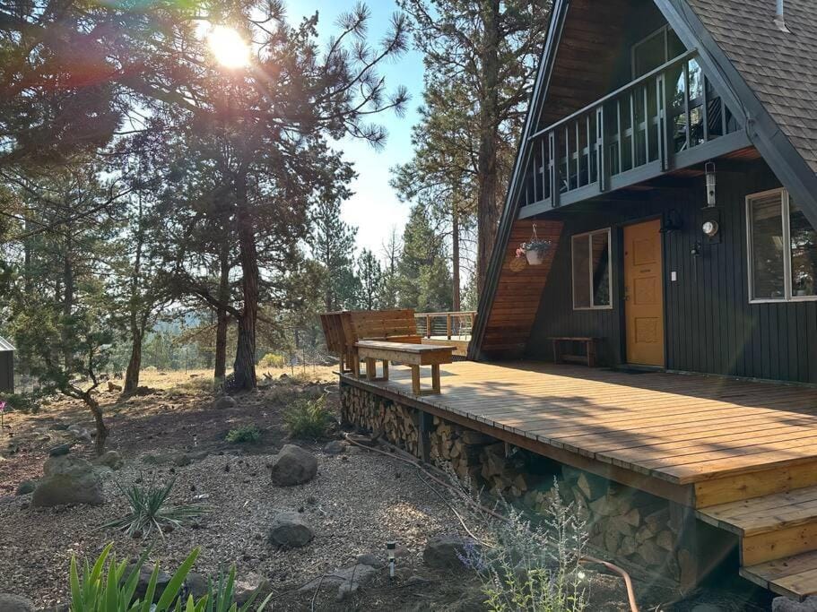 Majestic A-Frame on 5 acres! House in Oregon