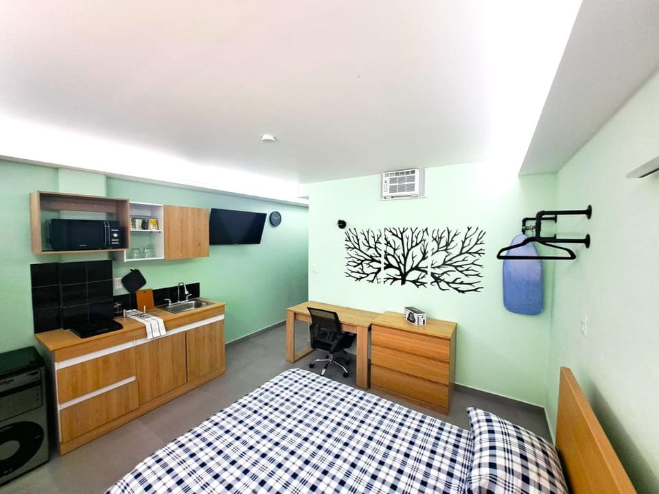 Communal lounge/ TV room, Bed, TV and multimedia, Kitchen or kitchenette, Photo of the whole room, Bedroom