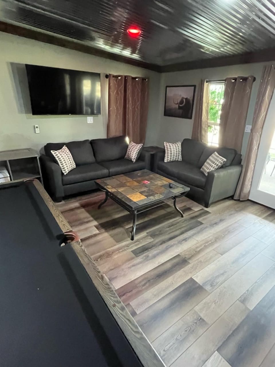TV and multimedia, Seating area, Evening entertainment
