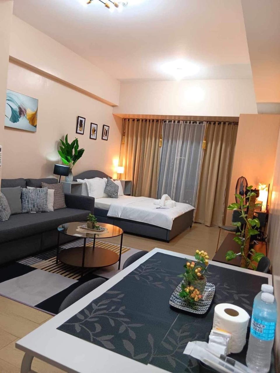 studio condo building 81 newport boulevard Apartment in Pasay