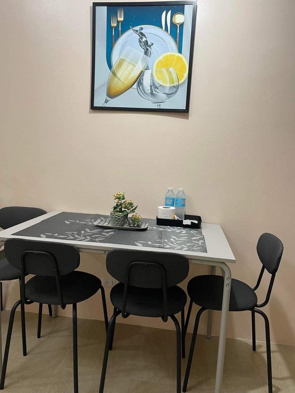 studio condo building 81 newport boulevard Apartment in Pasay