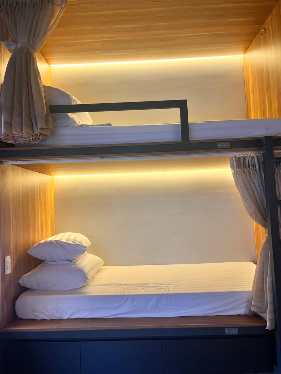 Bed, Bedroom, bunk bed