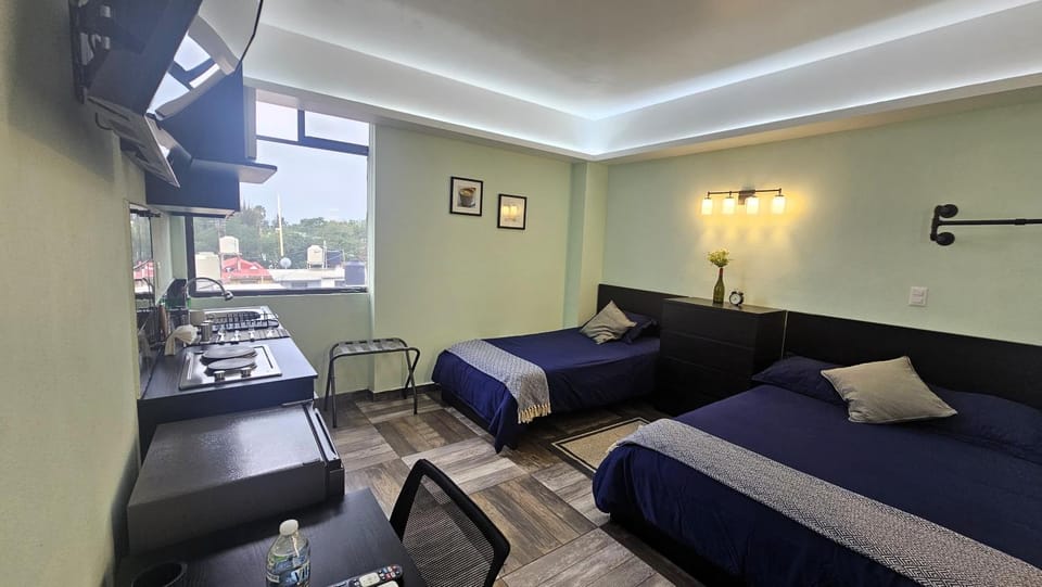 Communal lounge/ TV room, Bed, Photo of the whole room, Evening entertainment, Bedroom