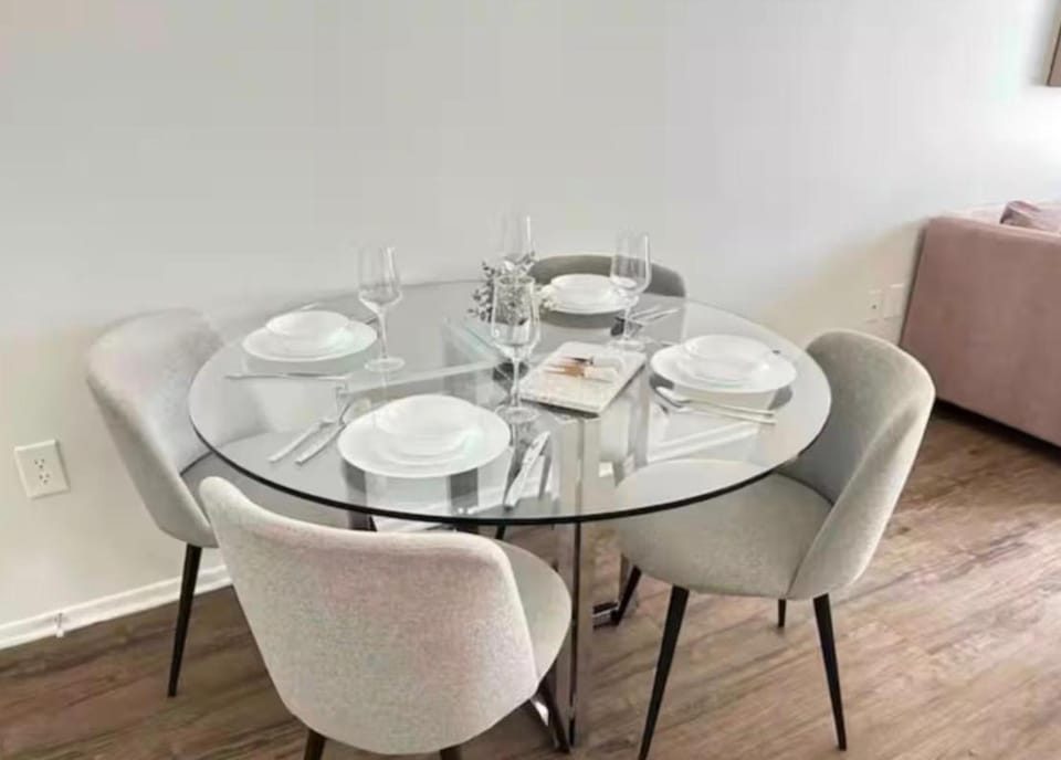 Swim Dine Relax in Marina Del REY Apartment in Lawndale