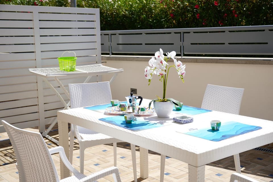 Day, Balcony/Terrace