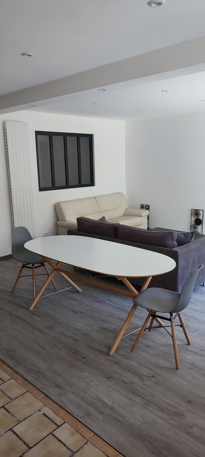 Seating area