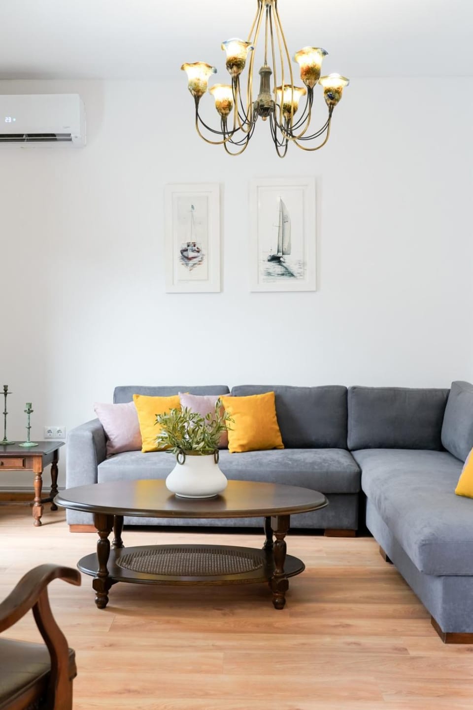 Seating area