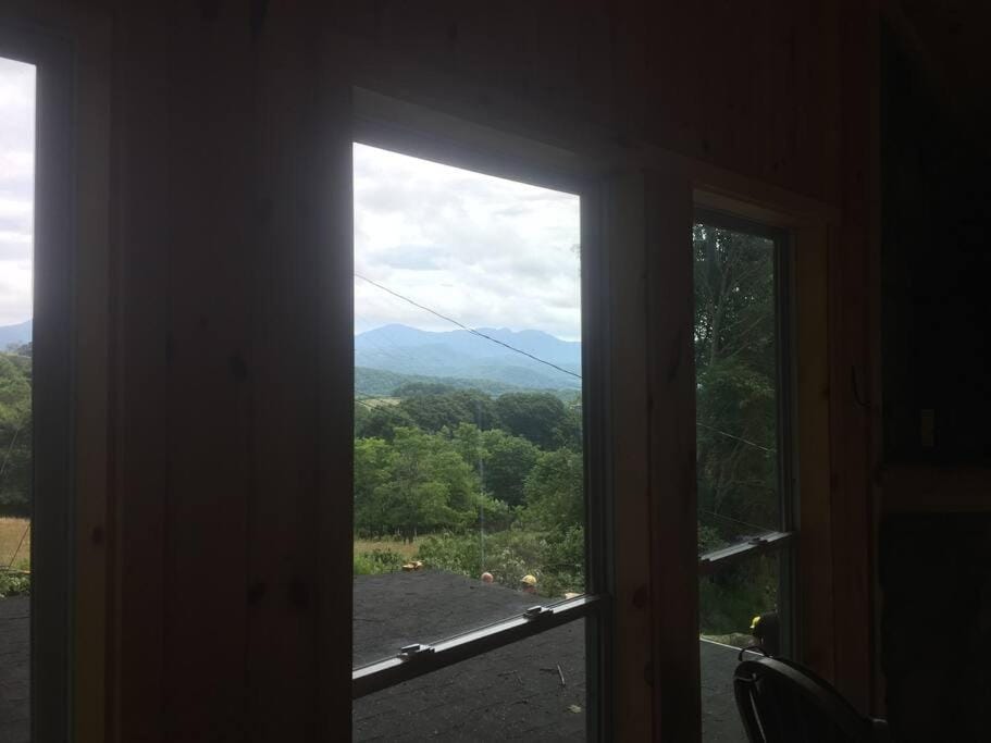 KastleRock of the Highlands House in Watauga