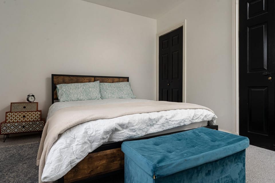 Happy Land Home Apartment in Worcester