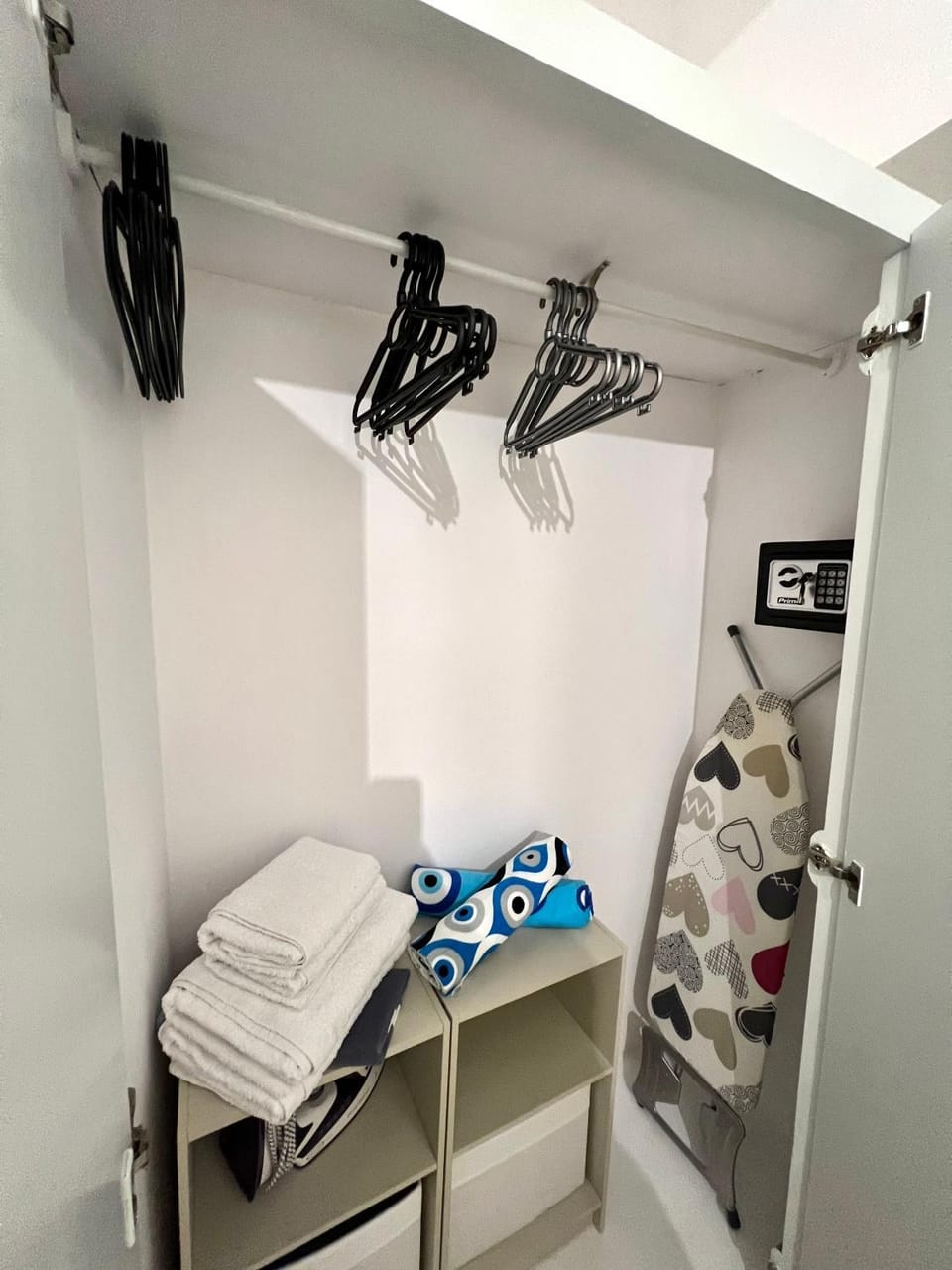 Bedroom, furniture, towels, wardrobe