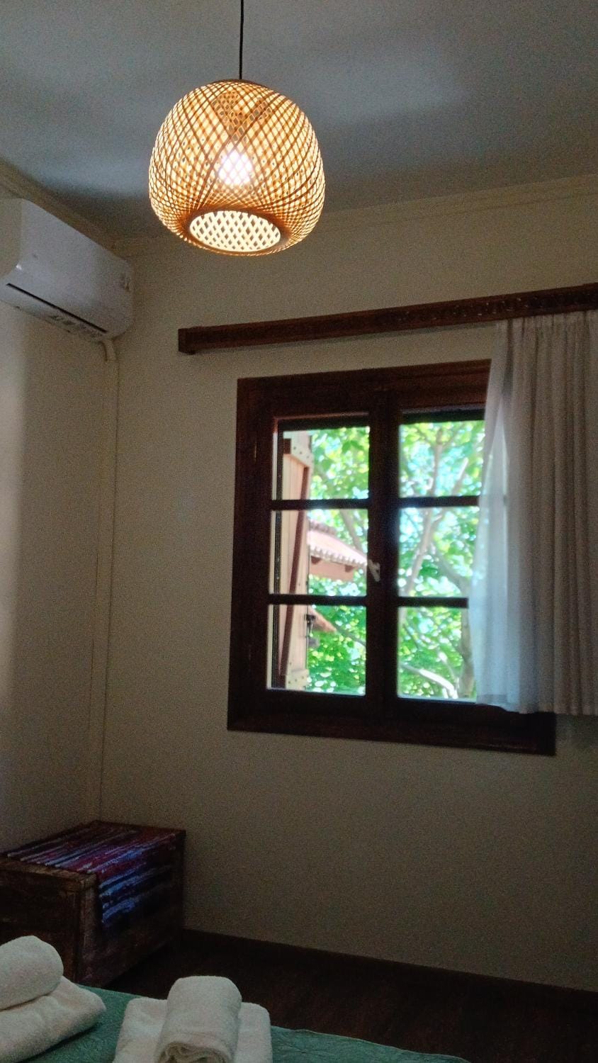 Photo of the whole room, air conditioner