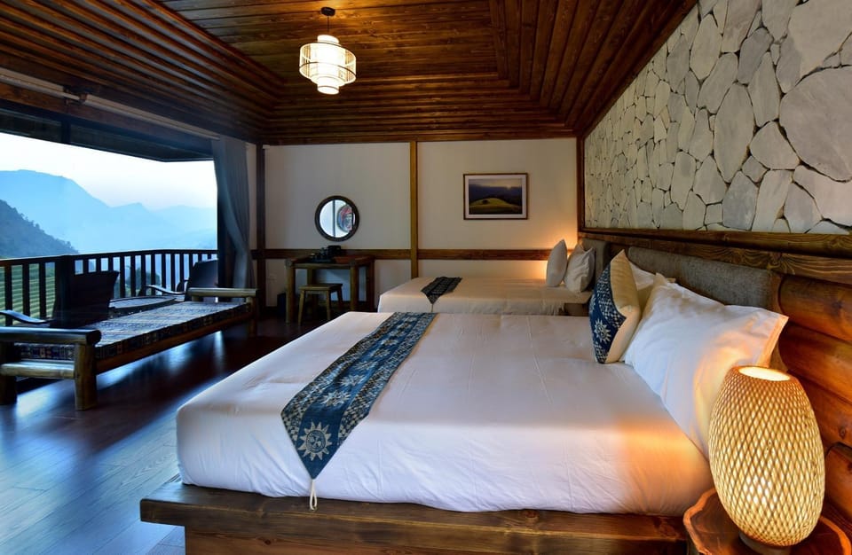 Bed, Mountain view