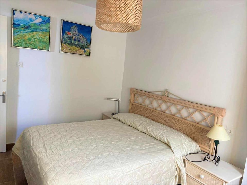 View (from property/room), Photo of the whole room