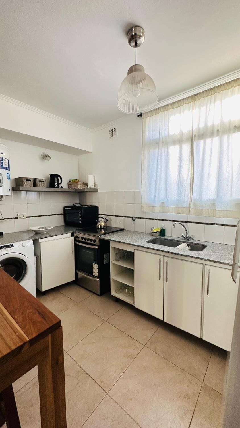 Kitchen or kitchenette, pet friendly, toaster, washing machine